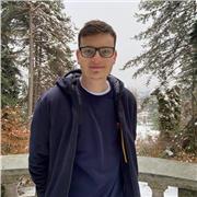 Impara divertendoti 
Se sei alla ricerca di ripetizioni che rendano l'apprendimento divertente e stimolante, sei nel posto giusto! Sono una persona paziente e appassionata di lingue, e amo trasmettere questa passione agli altri. Le mie lezioni non sara